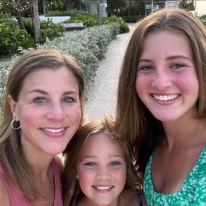 Meet your Posher, Alyson